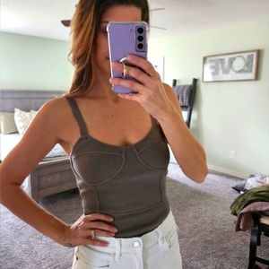 Le Lis, medium, green bodysuit